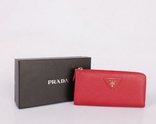 Prada PR11583 Red Wallet